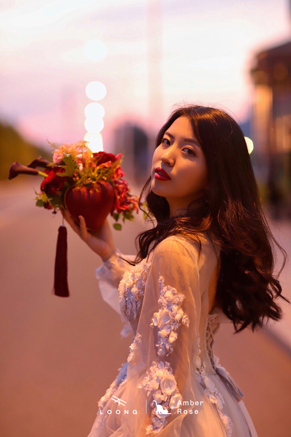 新锐花艺摄影师-夏溪女士.jpg